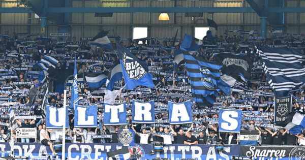 Sehr positiv Arminia mit großer Fan Unterstützung nach Duisburg