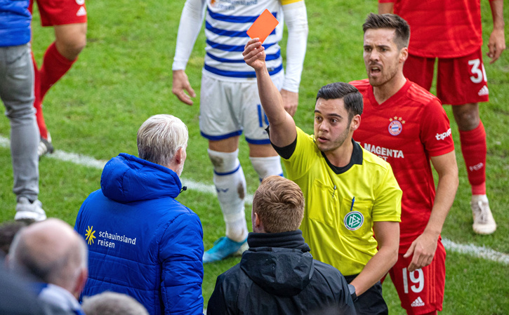 Nach Roter Karte: DFB Sperrt MSV-Torwarttrainer Für Zwei Spiele – Liga3 ...