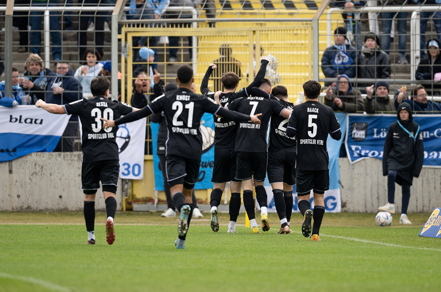 TSV 1860 München - SC Verl: München siegt dank Paetow-Eigentor - 3. Liga -  WELT
